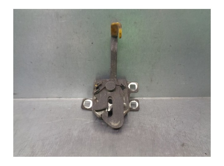 Recambio de cerradura capot para iveco daily caja cerrada (2006 =>) 2.3 diesel referencia OEM IAM 5801688584 
