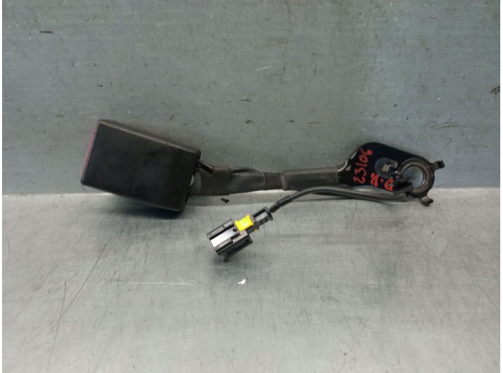 Recambio de enganche cinturon para toyota proace furgoneta (mdz_) 1.6 d4d (mdz9) referencia OEM IAM 98353653XT SU001A4139 