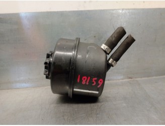 Recambio de deposito servo para iveco daily caja cerrada (2006 =>) 2.3 diesel referencia OEM IAM 504073722 