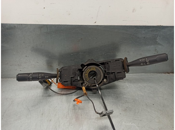 Recambio de mando luces para peugeot 206 berlina 1.9 diesel referencia OEM IAM 9630605180  