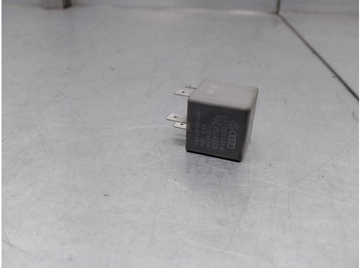 Recambio de rele para seat ibiza (6l1) 1.4 tdi referencia OEM IAM 1J0906381A  