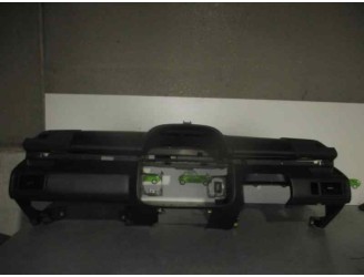 Recambio de salpicadero para nissan x-trail (t30) 2.2 dci diesel cat referencia OEM IAM 68100EQ410 NEGRO 