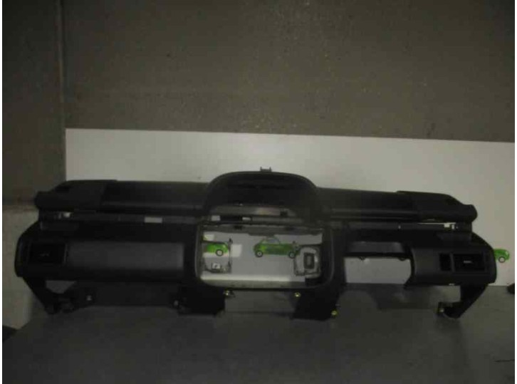 Recambio de salpicadero para nissan x-trail (t30) 2.2 dci diesel cat referencia OEM IAM 68100EQ410 NEGRO 