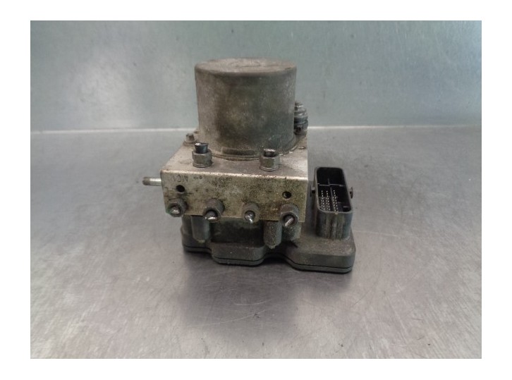 Replacement ABS for Iveco Daily closed box (2006 =>) 2.3 diesel OEM IAM reference 5801815705 269625 