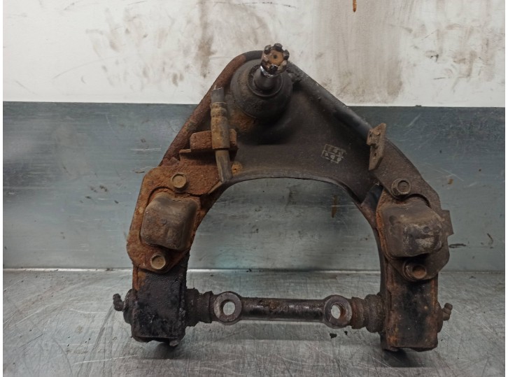 Replacement front right upper suspension arm for Hyundai Galloper 2.5 OEM IAM reference MB109631A 