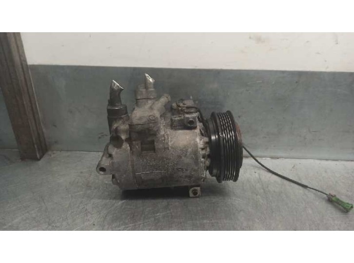 Recambio de compresor aire acondicionado para audi a4 berlina (b5) 2.6 v6 cat (abc) referencia OEM IAM 