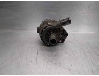 Recambio de bomba agua para renault arkana referencia OEM IAM 210118638R IZQUIERDA 