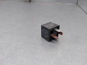 Replacement relay for Seat Ibiza (6L1) 1.4 TDI OEM IAM reference 141951253B 