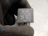 Replacement relay for Seat Ibiza (6L1) 1.4 TDI OEM IAM reference 141951253B 