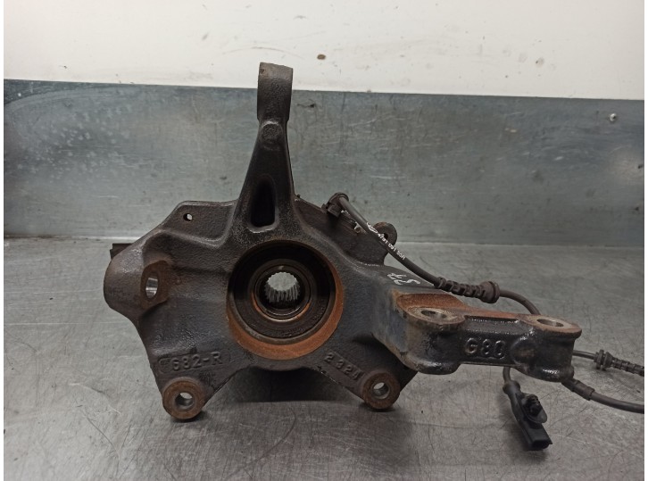 Recambio de mangueta delantera izquierda para renault fluence dynamique referencia OEM IAM 400150083R 400150083R 