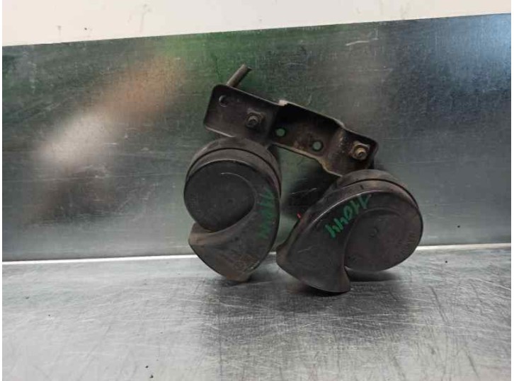 Recambio de claxon para subaru legacy familiar/outback b13 (bp) 2.5i outback referencia OEM IAM 86012AAG020 