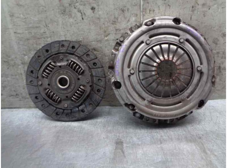 Recambio de kit embrague para skoda fabia (5j2 ) 1.2 referencia OEM IAM 03D141025C 073082000343 SACHS