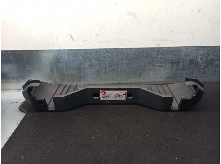 Recambio de molduras traseras para opel tigra twin top 1.3 16v cdti cat (z 13 dt / ln9) referencia OEM IAM 93162228 