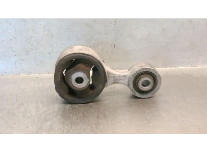 Replacement right engine mount for Honda CR-V IV (RM_) 1.6 i-DTEC (RE6) OEM IAM reference 089007 