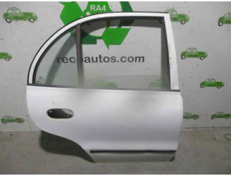Recambio de puerta trasera derecha para hyundai accent (lc) 1.3 cat referencia OEM IAM 7700422520 BLANCA 5 PUERTAS