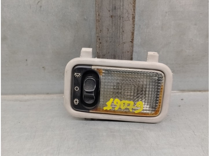 Recambio de luz interior para peugeot partner (s2) 1.9 diesel referencia OEM IAM 4841218  