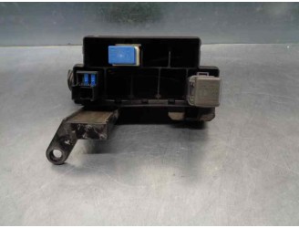 Recambio de caja reles / fusibles para infiniti fx 5.0 v8 cat referencia OEM IAM 25230C996B 