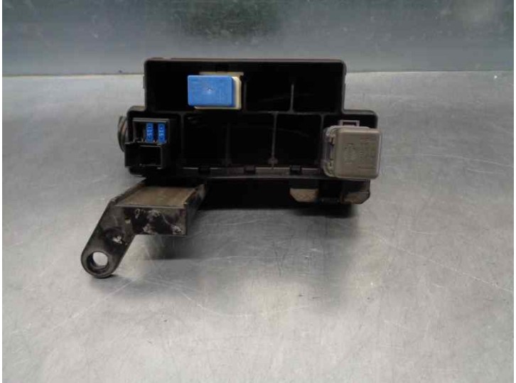Recambio de caja reles / fusibles para infiniti fx 5.0 v8 cat referencia OEM IAM 25230C996B 