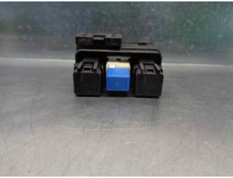 Recambio de caja reles / fusibles para infiniti fx 5.0 v8 cat referencia OEM IAM 2523079917  