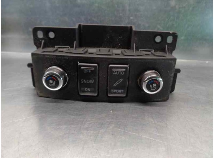 Recambio de mandos salpicadero para infiniti fx 5.0 v8 cat referencia OEM IAM 969881CY1A  