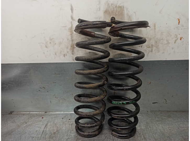 Replacement suspension spring for Hyundai i40 CW 1.7 CRDi cat OEM IAM reference 553503Z010 