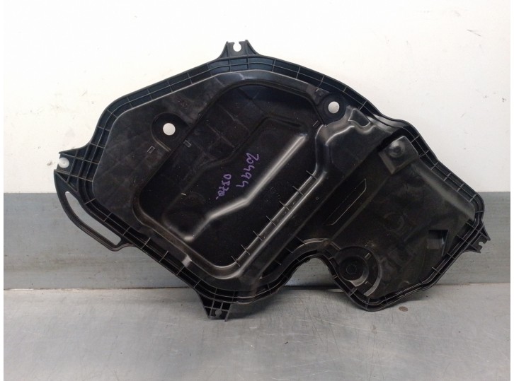 Recambio de moldura para toyota c-hr referencia OEM IAM 67832F4010  