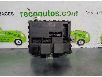 Recambio de caja reles / fusibles para lancia lancia y 1.2 cat referencia OEM IAM 46412170 