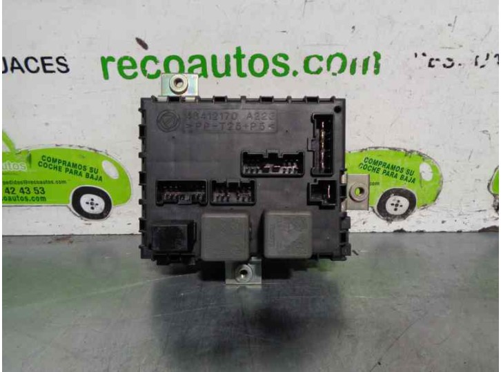 Recambio de caja reles / fusibles para lancia lancia y 1.2 cat referencia OEM IAM 46412170  