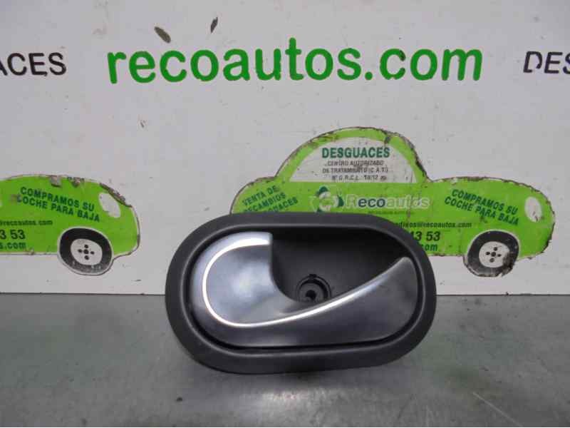 Recambio de maneta interior trasera izquierda para renault scenic ii 1.9 dci diesel referencia OEM IAM 8200028487  