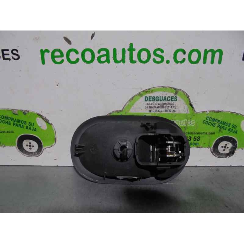 Recambio de maneta interior trasera izquierda para renault scenic ii 1.9 dci diesel referencia OEM IAM 8200028487  