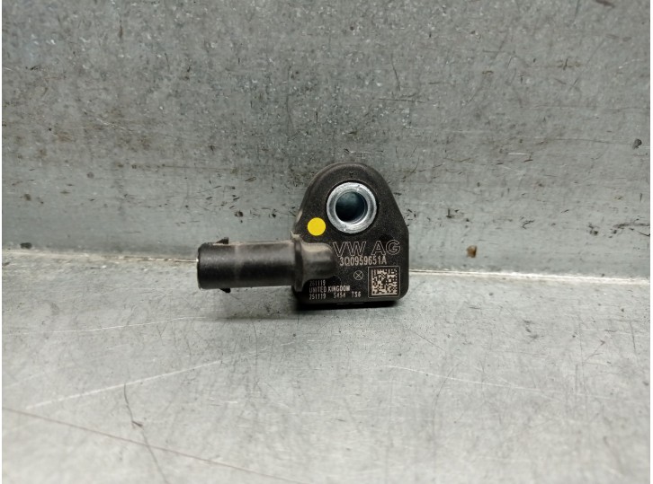 Recambio de sensor impacto para skoda karoq (nu7, nd7) 1.6 tdi referencia OEM IAM 3Q0959351A  