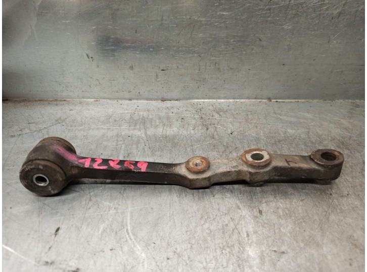 Recambio de brazo suspension inferior delantero izquierdo para seat terra 0.9 referencia OEM IAM 
