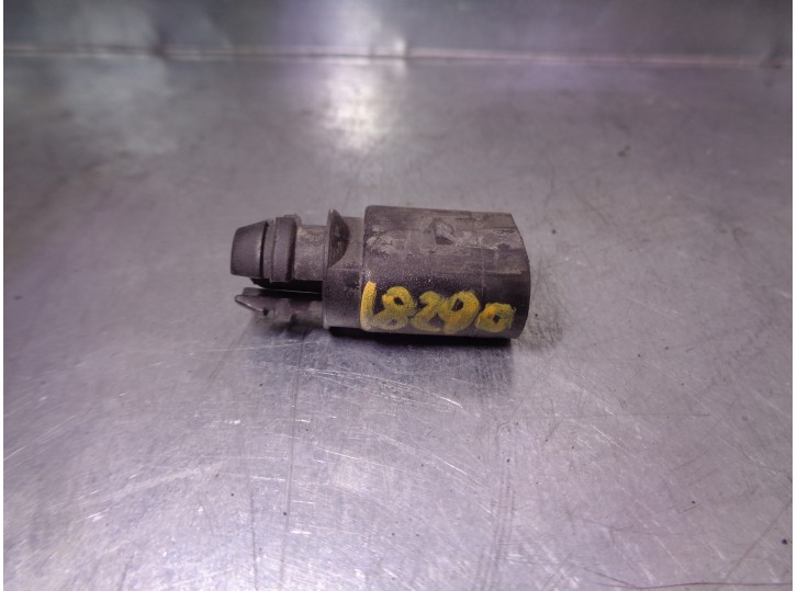Recambio de sensor para audi a6 berlina (4gc) 3.0 v6 24v tdi referencia OEM IAM 8Z0820535 