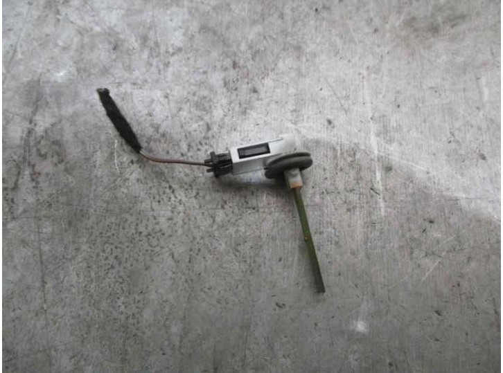 Recambio de sensor para volkswagen caddy ka/kb (2k) 1.9 tdi referencia OEM IAM 4B0820539 