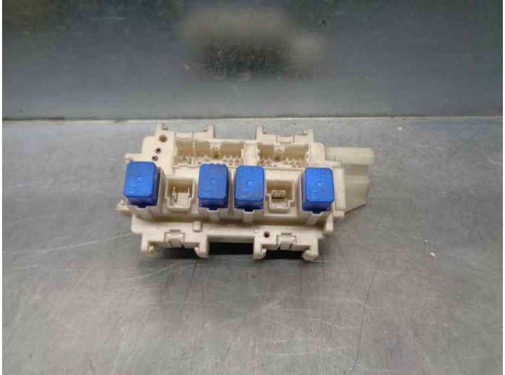 Replacement relay / fuse box for Infiniti FX 5.0 V8 CAT OEM IAM reference 243501BA0A 