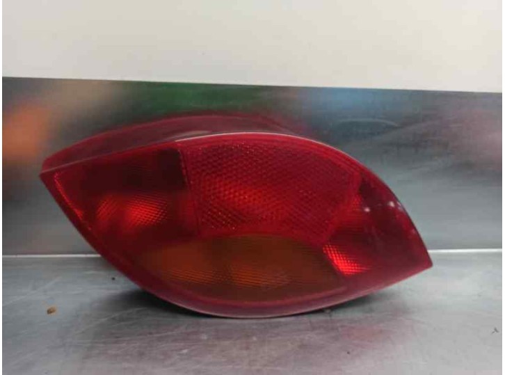 Recambio de piloto trasero izquierdo para ford ka (ccq) 1.3 cat referencia OEM IAM 97KG13N004BA 