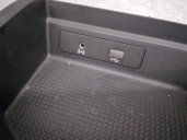 Recambio de consola para seat arona 1.0 tsi referencia OEM IAM 6F0863283 6F0863283 