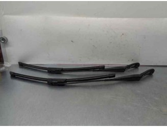 Recambio de brazo limpia delantero derecho para dacia duster 1.2 16v tce cat referencia OEM IAM 288811609R 288867565R 