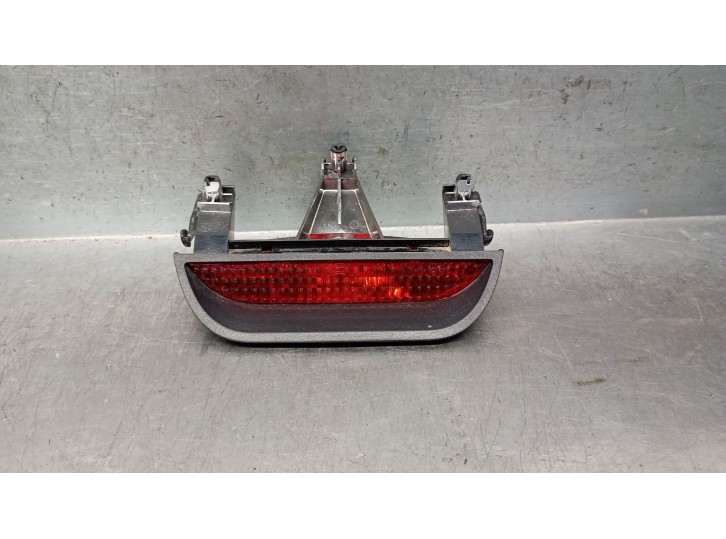 Recambio de luz central de freno para dacia duster (hs_) 1.5 dci (hsaj) referencia OEM IAM 265900027R 265900027R 