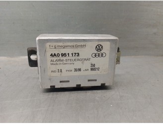 Recambio de modulo electronico para audi a6 berlina (c4) 2.8 quattro referencia OEM IAM 4A0951173 960212 