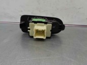 Recambio de mando elevalunas trasero derecho para dacia duster 1.2 16v tce cat referencia OEM IAM 8200467835 