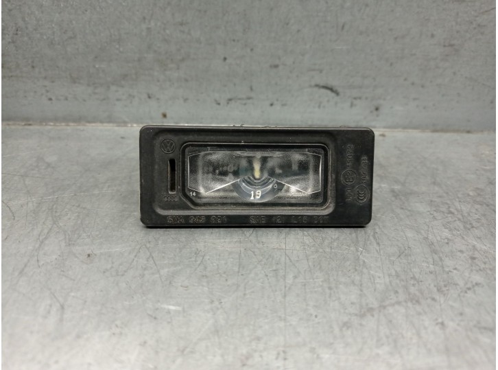 Recambio de piloto matricula para skoda karoq (nu7, nd7) 1.6 tdi referencia OEM IAM 5NA943021  