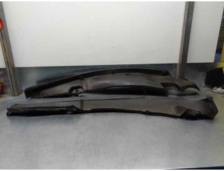 Recambio de molduras delanteras para infiniti fx 5.0 v8 cat referencia OEM IAM 658201CA0A 658211CA0A 