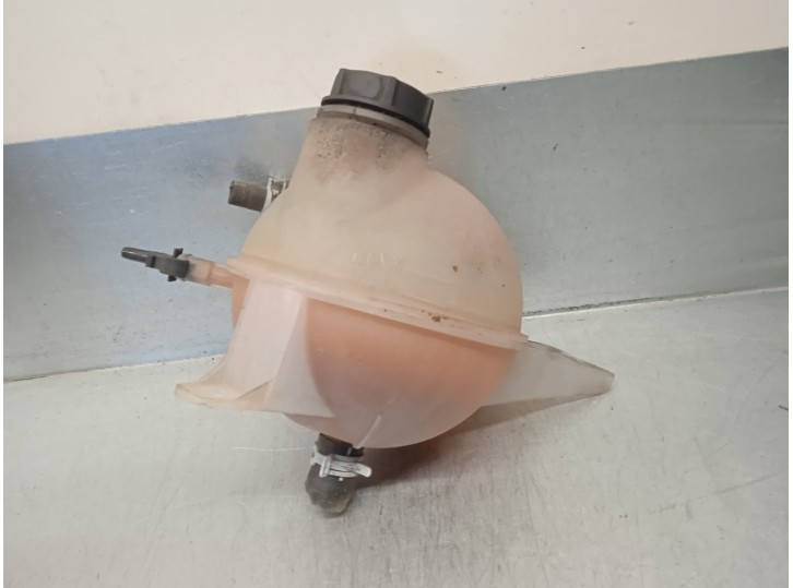 Recambio de deposito expansion para ford transit custom kombi 2.2 tdci cat referencia OEM IAM BK218K218AG 