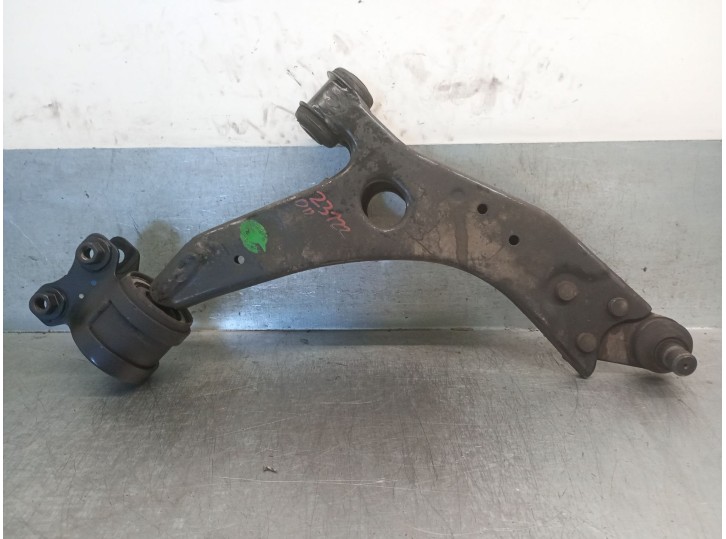 Recambio de brazo suspension inferior delantero derecho para ford kuga i 2.0 tdci referencia OEM IAM 1723323 1723323 
