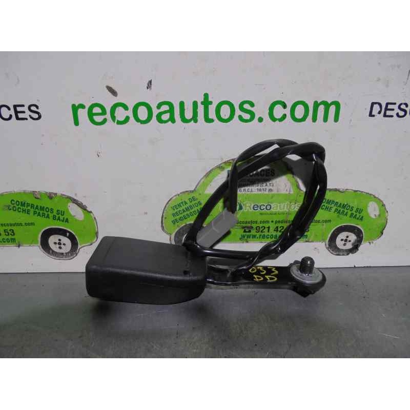 Recambio de enganche cinturon para mazda 3 berlina (bk) 2.0 diesel cat referencia OEM IAM BR9E57620A  5 PUERTAS
