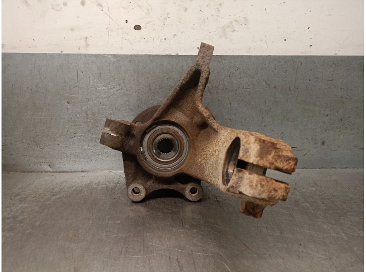 Recambio de mangueta delantera izquierda para peugeot 206 berlina 1.4 referencia OEM IAM 364675 364675 