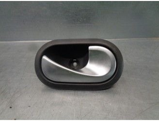 Recambio de maneta interior delantera derecha para renault megane grand tour 1.5 referencia OEM IAM 8200028486  