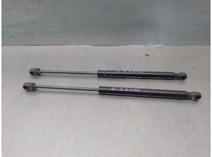 Recambio de amortiguadores maletero / porton para audi a6 berlina (c4) 2.8 quattro referencia OEM IAM 4A9827552 390N 