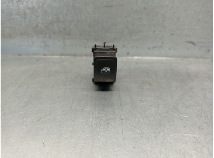 Recambio de mando elevalunas trasero izquierdo para skoda karoq (nu7, nd7) 1.6 tdi referencia OEM IAM 5G0959855K  